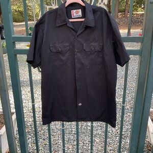 5-2026–Dickies Men’s Black Short-Sleeve Button-Down Work Shirt